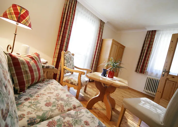 Hotel Fahrnberger 4*